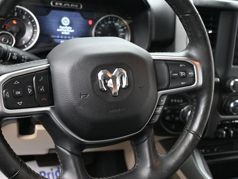 Used 2019 RAM 1500 Big Horn AWD/4WD image 14