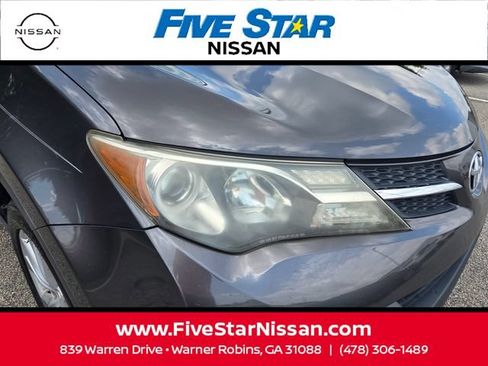 Used 2015 Toyota RAV4 Limited FWD image 14