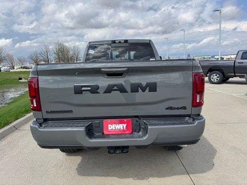 New 2026 RAM 2500 Laramie AWD/4WD image 6