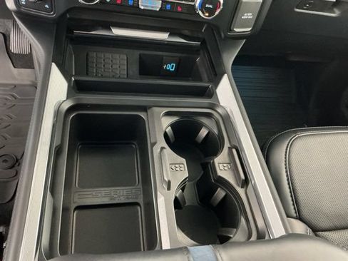 Certified 2025 Ford F350 Platinum w/ Tremor Off-Road Package AWD/4WD image 23