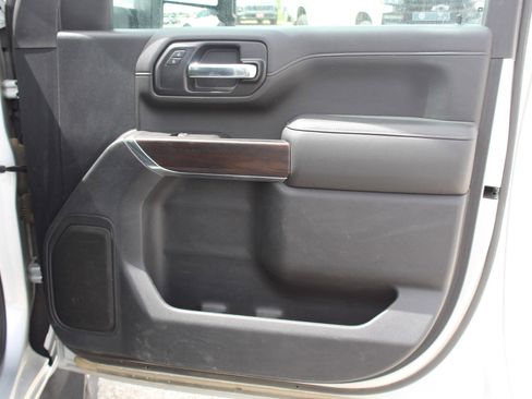 Used 2020 GMC Sierra 2500 SLT w/ Driver Alert Package I AWD/4WD image 24