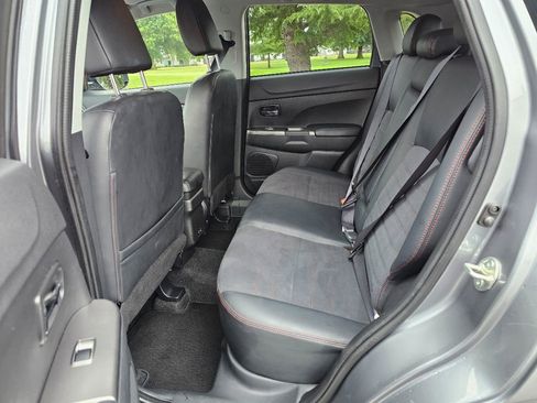 Used 2024 Mitsubishi Outlander Sport SE image 21