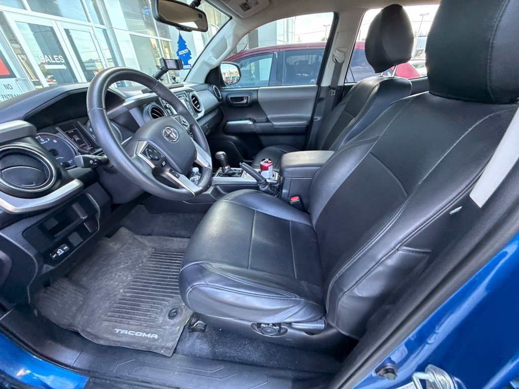 Certified 2017 Toyota Tacoma SR5 w/ Tow Package AWD/4WD image 9