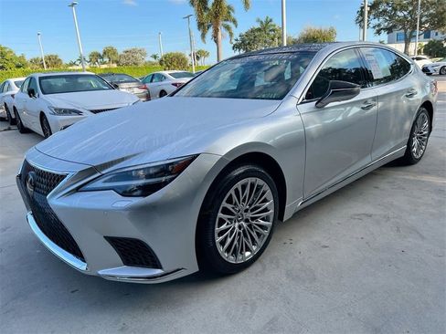 Certified 2025 Lexus LS 500 500 Base image 3