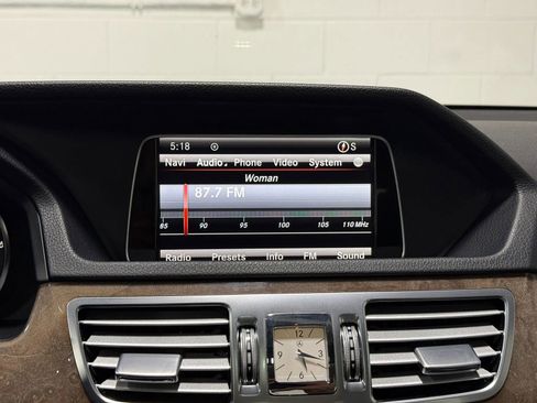 Used 2014 Mercedes-Benz E 350 4MATIC Sedan image 28