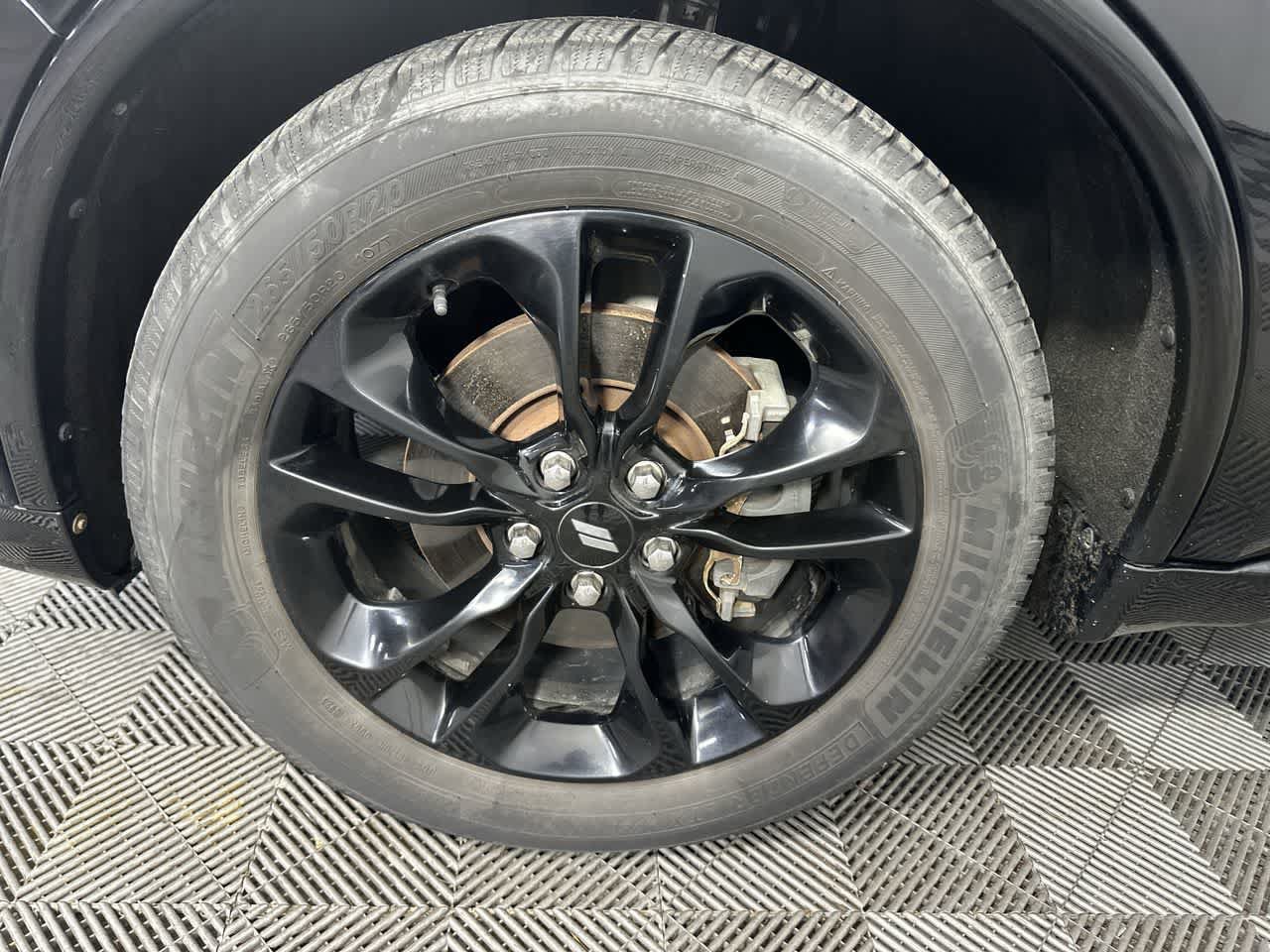 Used 2020 Dodge Durango R/T w/ Blacktop Package AWD/4WD image 10