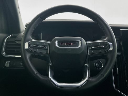 Used 2025 GMC Acadia Elevation image 18