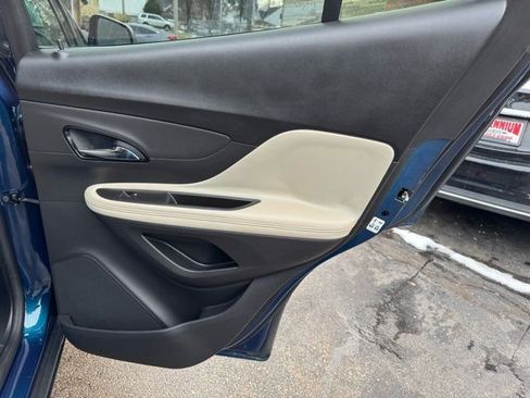 Used 2020 Buick Encore Preferred image 27