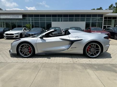 Used 2026 Chevrolet Corvette Z06 RWD image 27