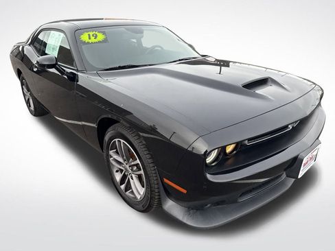 Used 2019 Dodge Challenger GT w/ Cold Weather Group image 17