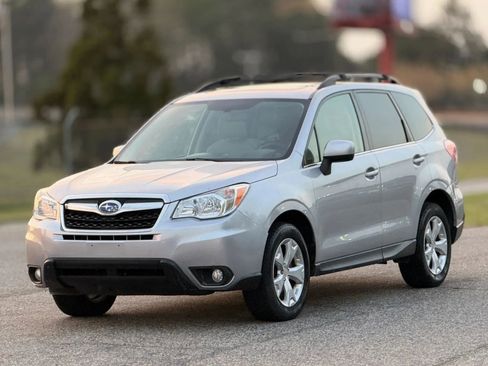 Used 2015 Subaru Forester 2.5i Limited w/ Popular Package #2 AWD/4WD image 6