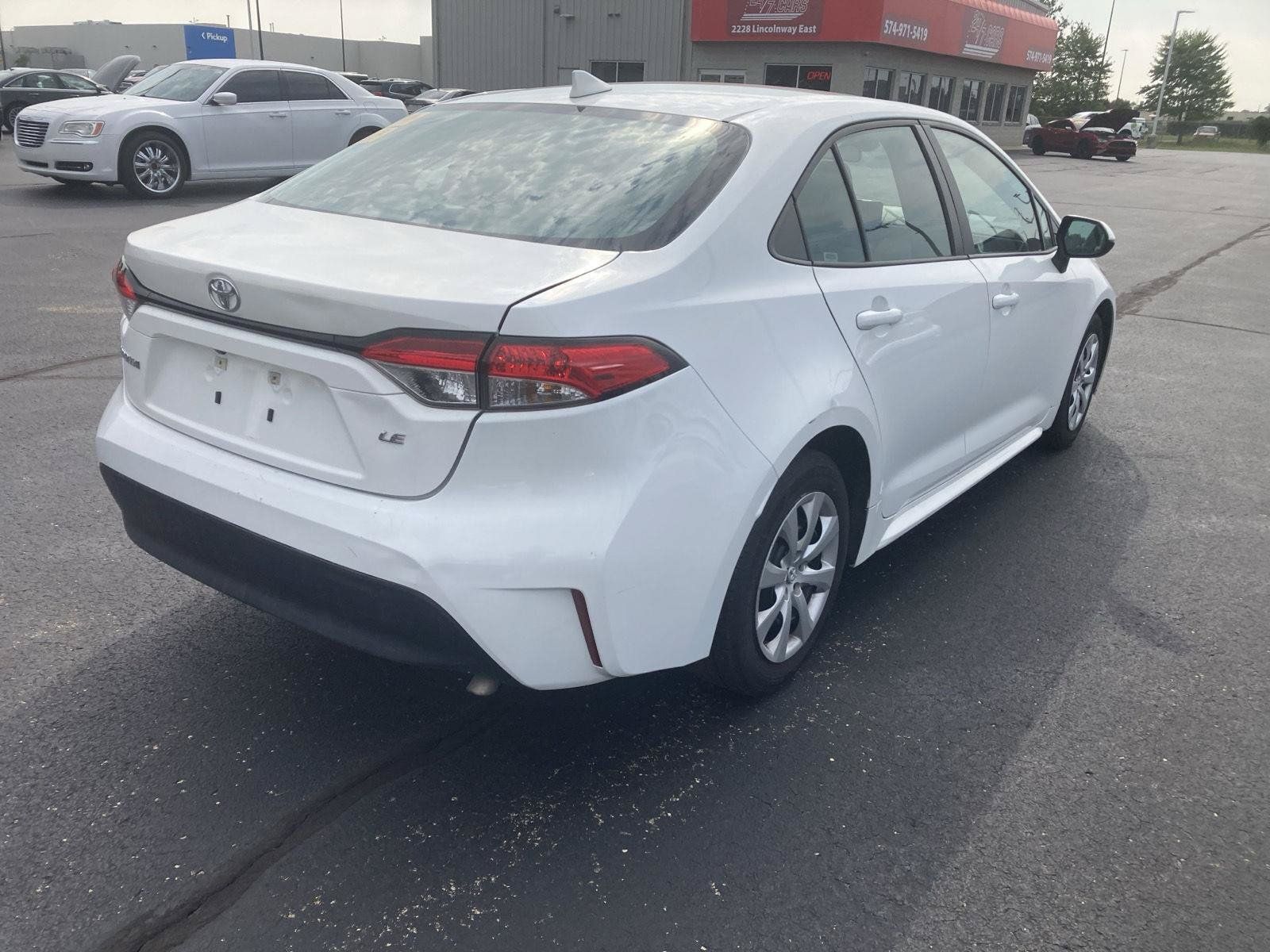 Used 2024 Toyota Corolla LE FWD image 7