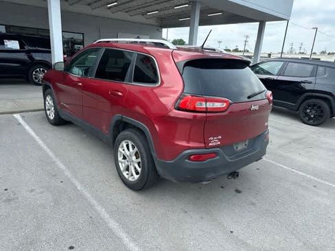 Used 2014 Jeep Cherokee Latitude AWD/4WD image 12
