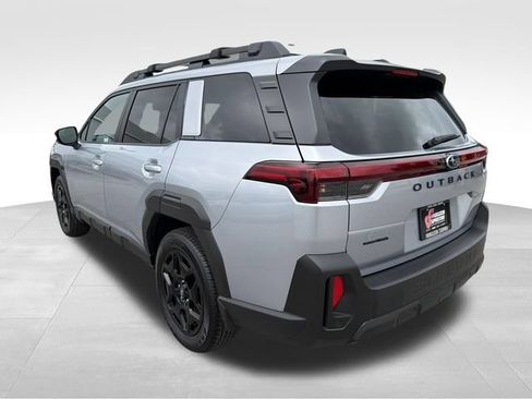 Certified 2026 Subaru Outback Limited AWD/4WD image 5