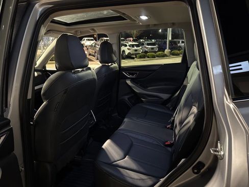 Used 2023 Subaru Forester Limited image 12