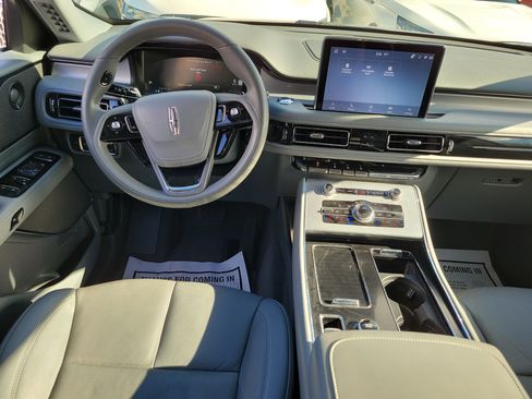 Certified 2021 Lincoln Aviator Reserve w/ Equipment Group 201A RWD image 12