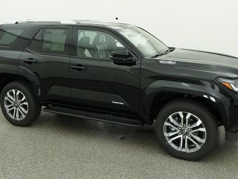New 2026 Toyota 4Runner Limited AWD/4WD image 12