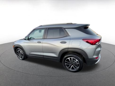 Used 2025 Chevrolet TrailBlazer LT image 10