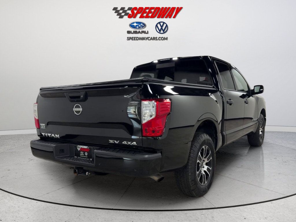 Used 2024 Nissan Titan SV AWD/4WD image 6