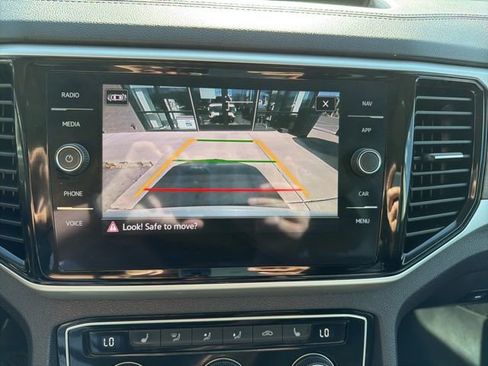 Used 2023 Volkswagen Atlas SEL AWD/4WD image 19