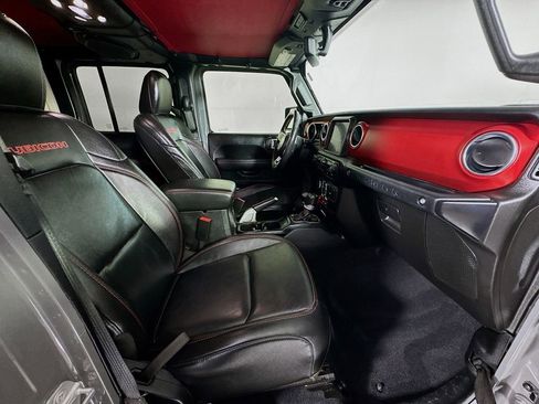 Used 2019 Jeep Wrangler Unlimited Rubicon image 33