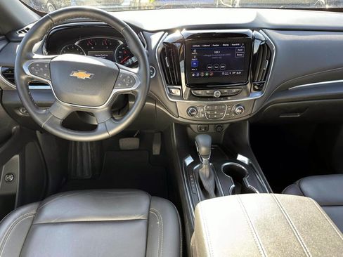 Used 2023 Chevrolet Traverse LT AWD/4WD image 15