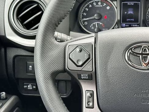 Used 2023 Toyota Tacoma TRD Off-Road AWD/4WD image 8