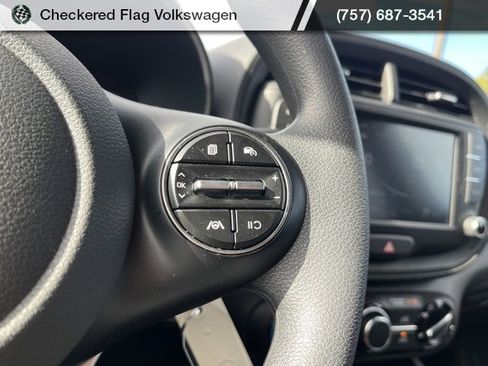 Used 2024 Kia Soul LX image 35