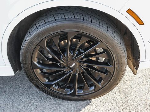 Used 2021 Lincoln Aviator Reserve w/ Equipment Group 210A image 15