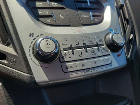 Used 2017 Chevrolet Equinox LT w/ Convenience Package FWD image 15