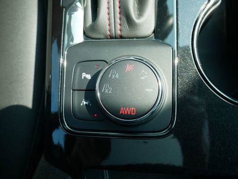 Used 2024 Chevrolet Blazer RS w/ Enhanced Convenience Package image 25