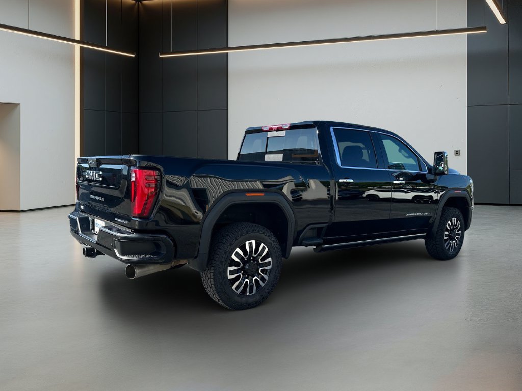 Used 2024 GMC Sierra 2500 Denali Ultimate AWD/4WD image 6
