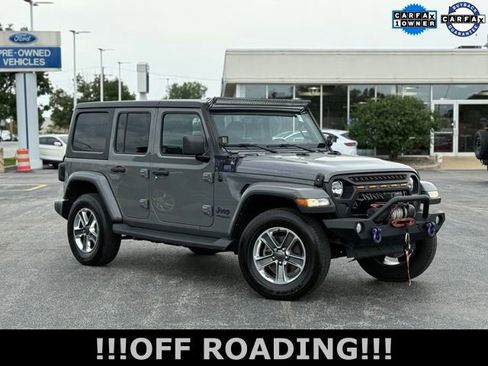 Used 2021 Jeep Wrangler Unlimited Sahara w/ Uconnect 4C Nav & Sound Group image 2