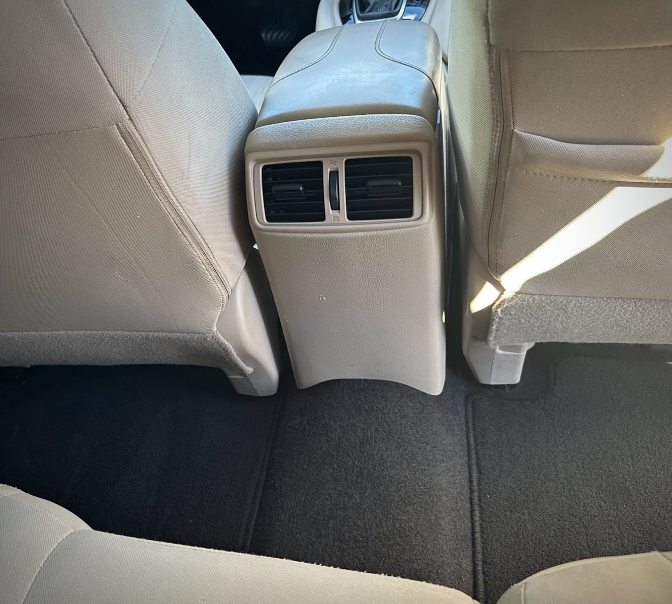 Used 2020 Nissan Rogue SV w/ Sun & Sound Touring Package FWD image 9