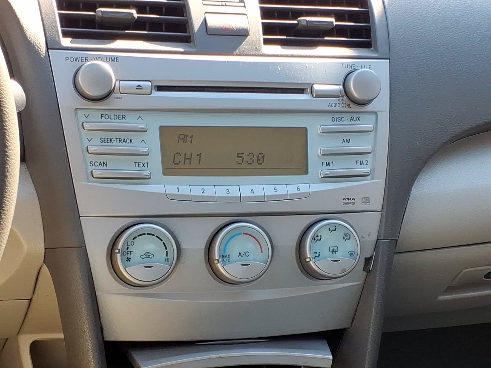 Used 2009 Toyota Camry SE FWD image 6