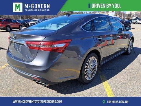 Used 2017 Toyota Avalon Limited w/ Carpet Mat Package image 3