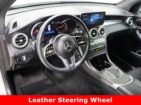 Used 2020 Mercedes-Benz GLC 300 4MATIC image 14