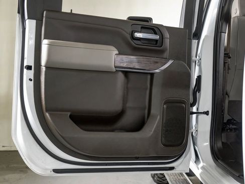 Used 2022 Chevrolet Silverado 3500 LTZ w/ LTZ Convenience Package image 44