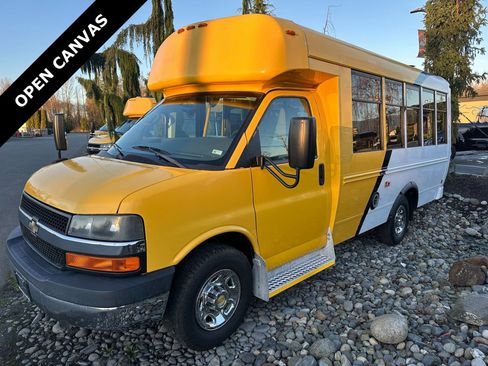 Used 2014 Chevrolet Express 3500 image 1