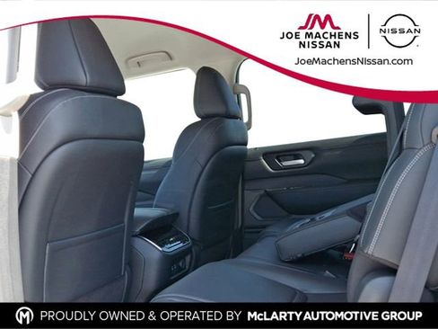 New 2025 Nissan Armada SV image 23