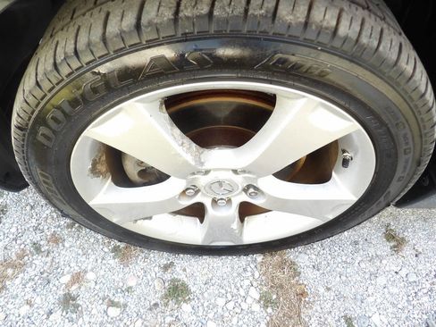 Used 2004 MAZDA MAZDA3 s w/ Moonroof & 6-CD Pkg image 19