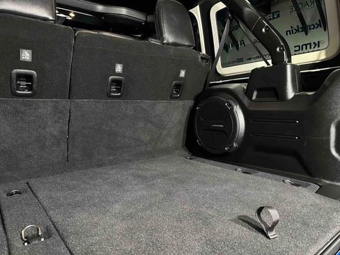 Used 2022 Jeep Wrangler Unlimited Rubicon w/ Xtreme Recon 35" Tire Package image 28