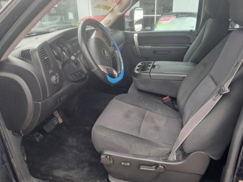 Used 2012 Chevrolet Silverado 2500 LT w/ Snow Plow Prep Package AWD/4WD image 3