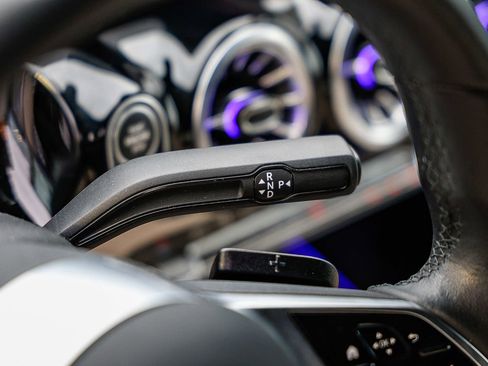 Used 2025 Mercedes-Benz GLA 250 4MATIC image 20