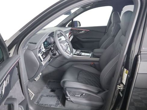 New 2025 Audi SQ7 Prestige image 21