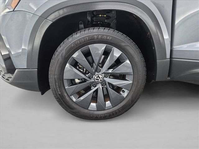 Used 2022 Volkswagen Taos S FWD image 26