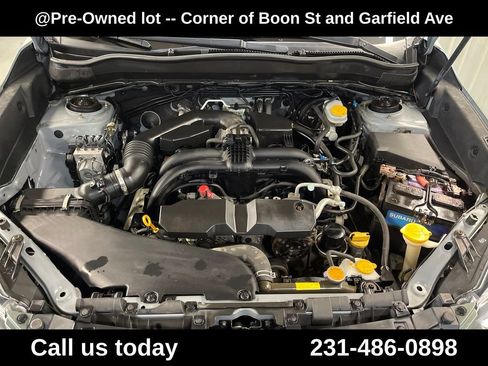 Used 2017 Subaru Forester 2.5i Touring AWD/4WD image 10