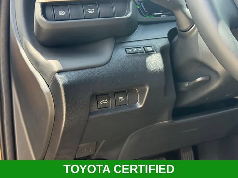 Certified 2026 Toyota Crown AWD/4WD image 10