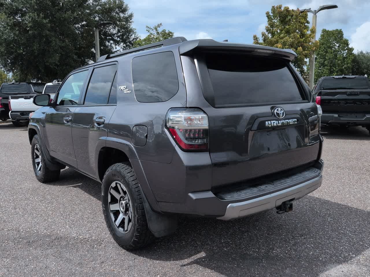 Certified 2020 Toyota 4Runner TRD Off-Road AWD/4WD image 4