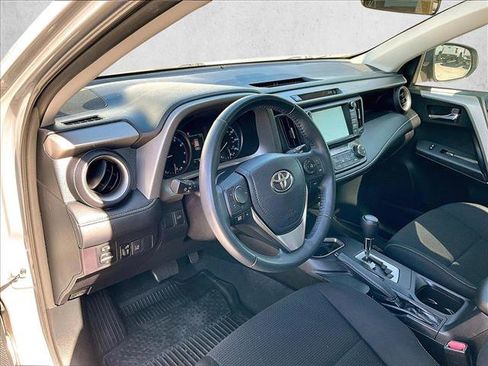 Used 2017 Toyota RAV4 XLE image 14